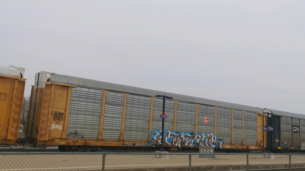 KCS 9221 (Body) TTGX 983408 (Flat)